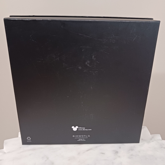 Bioworld Disney Mickey Mouse Crossbody & Tech Pouch Set - Picture 11 of 12